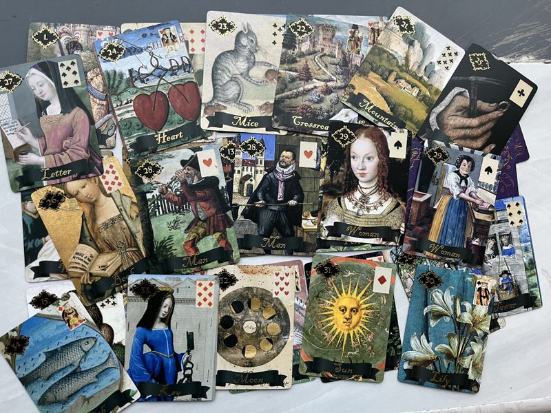 Medieval 2Deck Lenormand