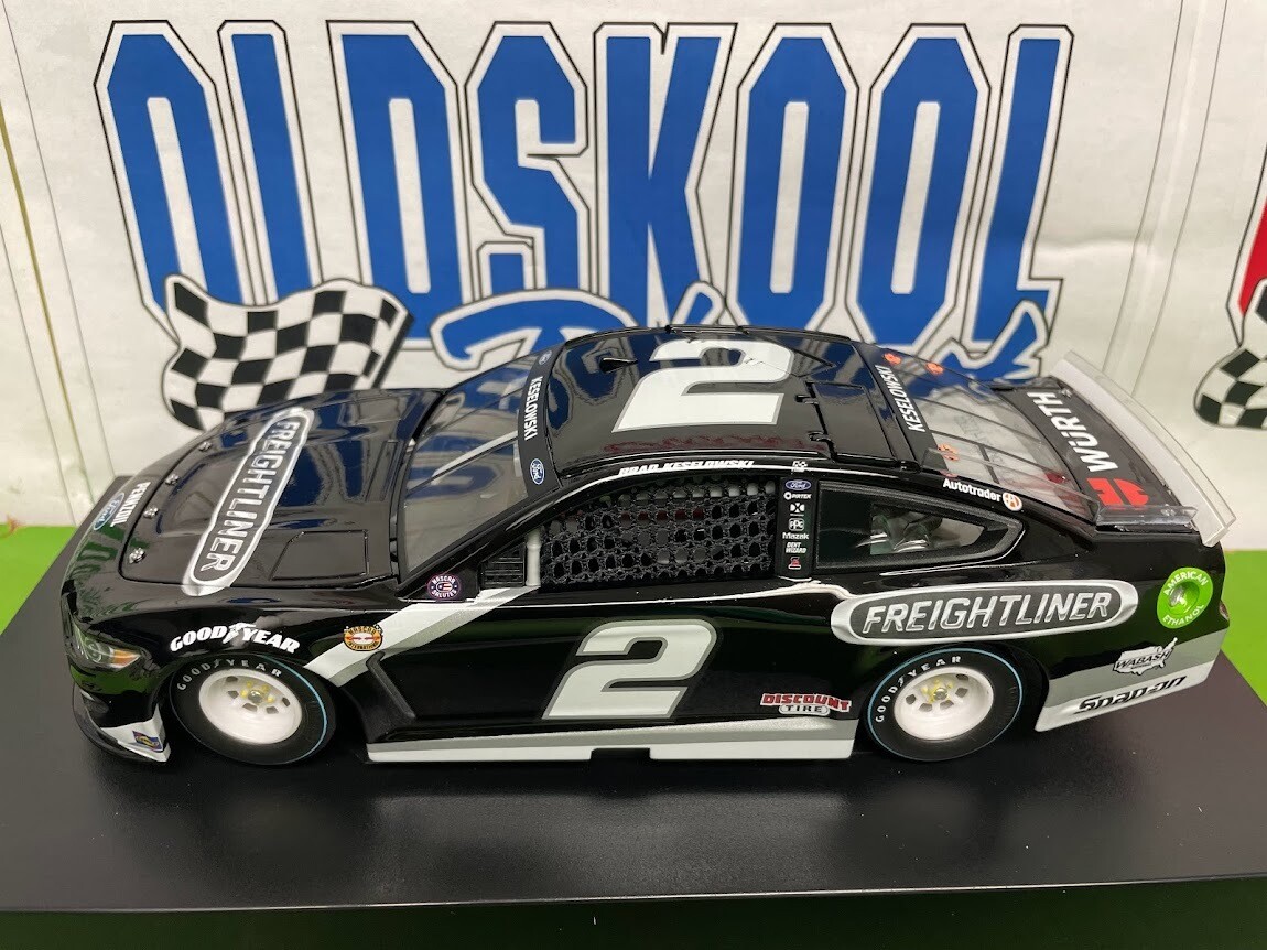 Brad Keselowski #2 Freightliner 2021 Lionel 1:24 Scale