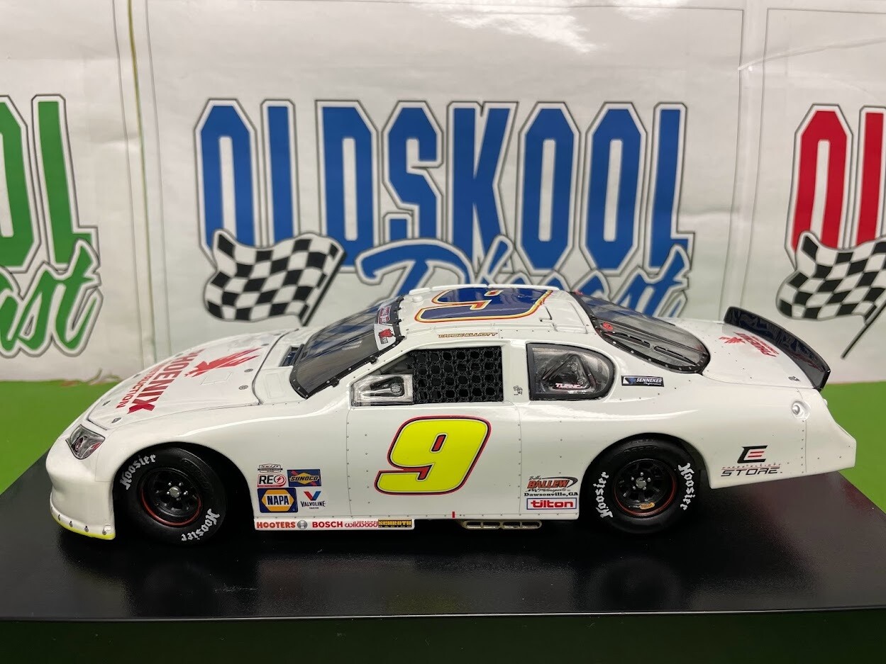 Chase Elliott #9 Phoenix Construction Snowball Derby 2020 1:24 scale