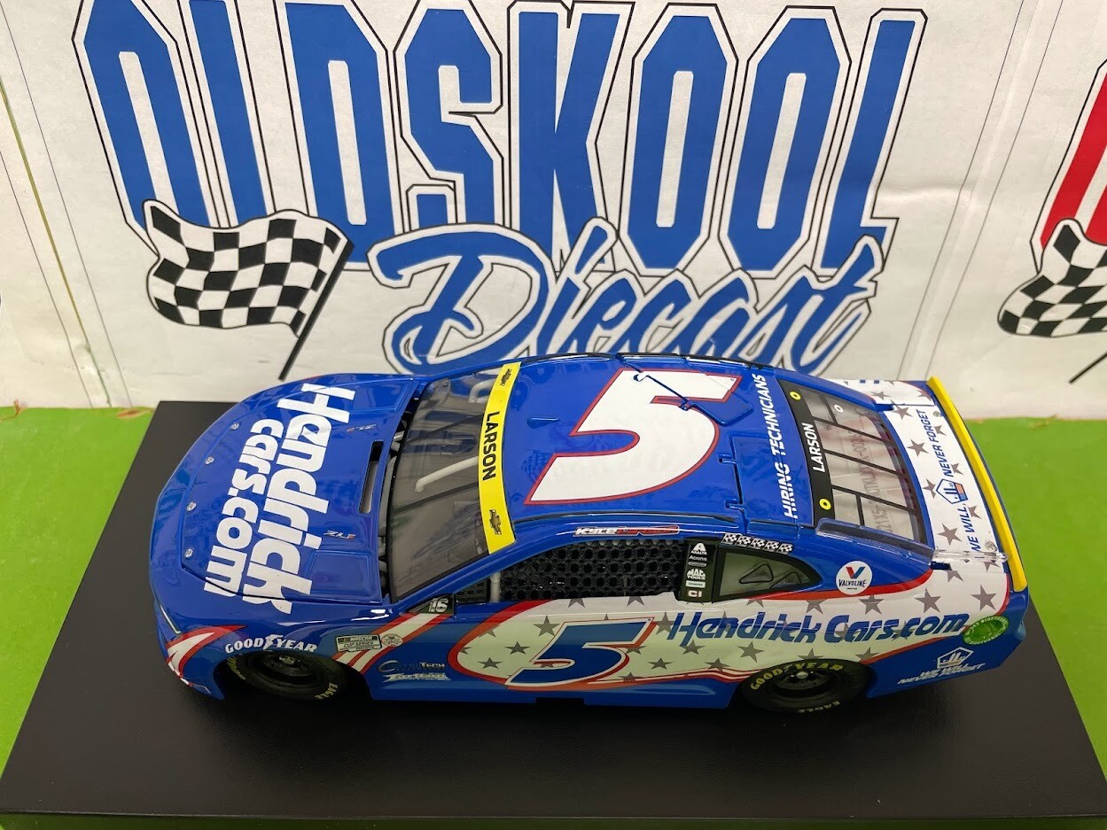 Kyle Larson #5 911 Tribute  Nascar Cup Series 2021 Lionel 1:24 Scale