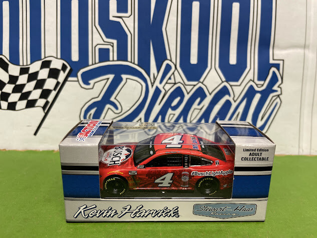 Kevin Harvick #4 Busch Light Apple 2021 1:64 scale