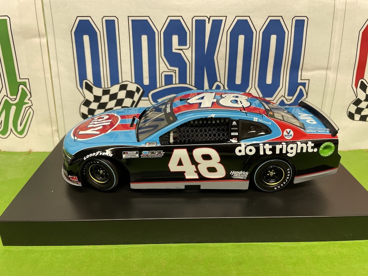 Jimmie Johnson #48 Darlington throwback 2020 1:24 scale