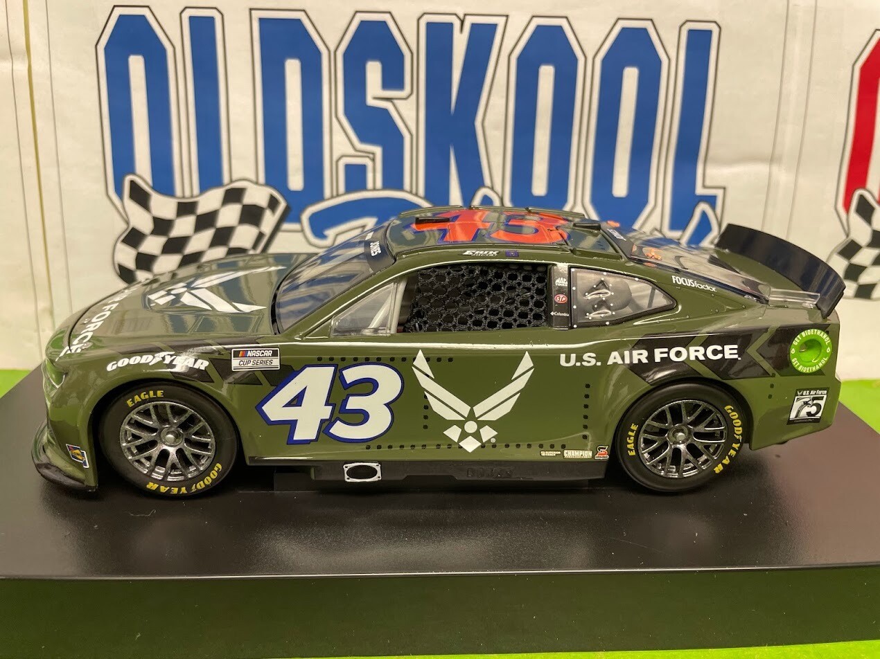 Erik Jones #43 Air Force 2022 Nascar Cup 1:24