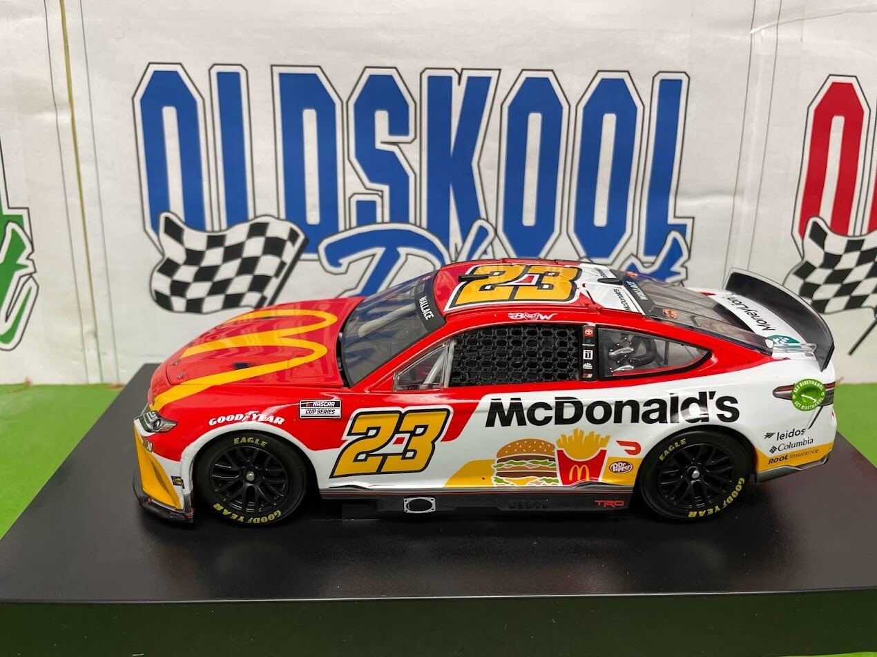 Bubba Wallace #23 McDonalds 2022 Nascar Cup 1:24