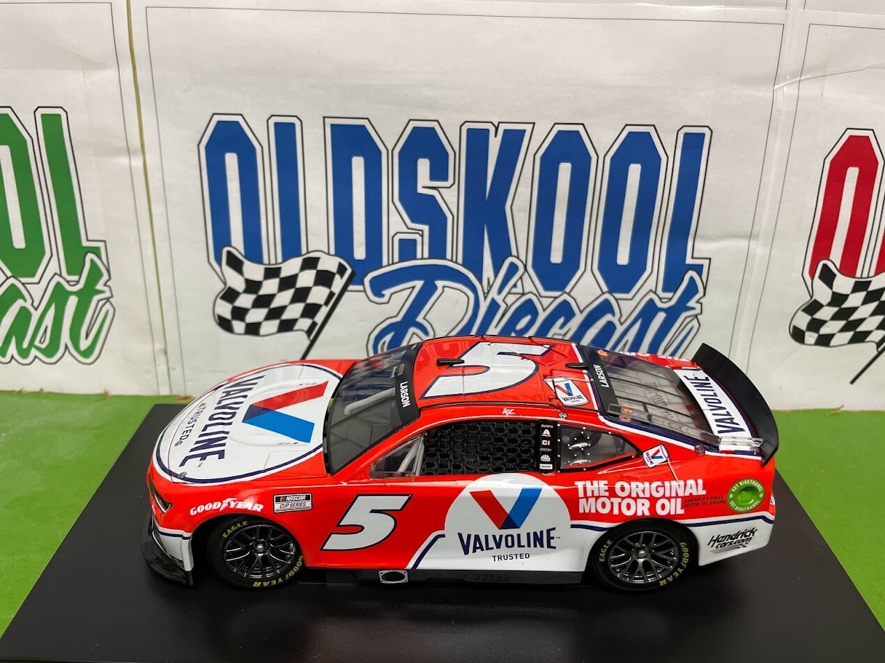 Kyle Larson #5 Valvoline 2022 Nascar Cup 1:24