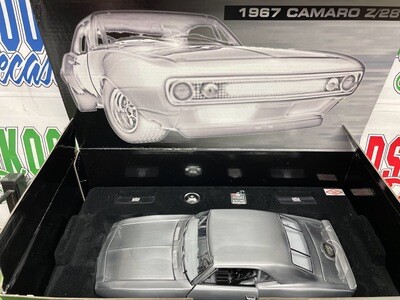 1967 Camaro Z/28 1:18