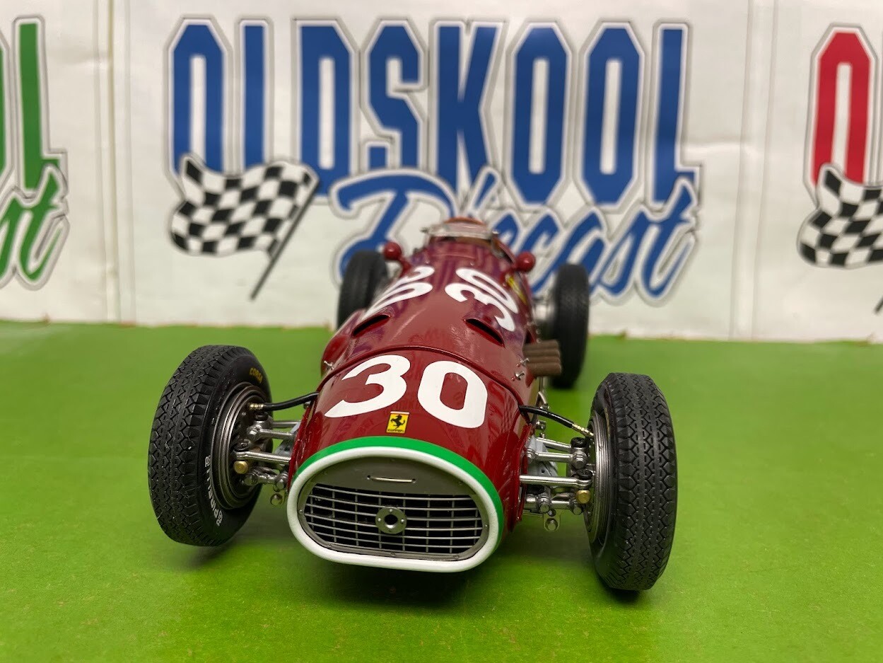 エグゾト 1/18 フェラーリ 500 F2 #15 exoto Ferrari Ferrari - F1 500 F2 n° 15 (1952) 1:18 - Win. British GP - A