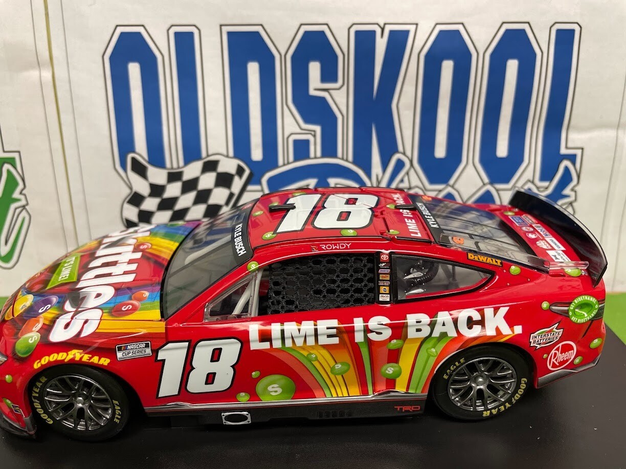 Kyle Busch #18 Skittles Lime 2022 Nascar Cup 1:24