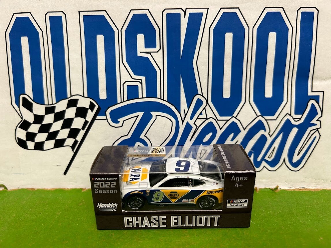 Chase Elliott #9 2022 NAPA Darlington Throwback 1:64 Nascar Cup