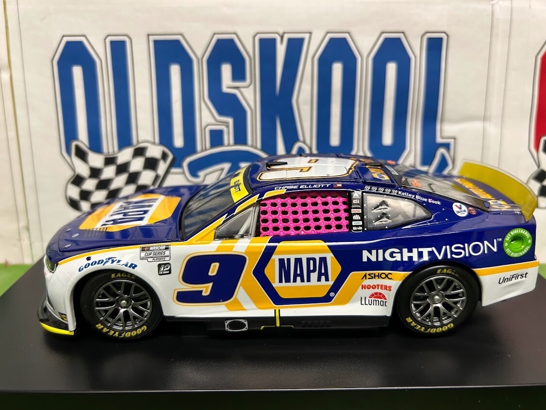 Chase Elliott #9 NAPA Nightvision 2022 Nascar Cup 1:24