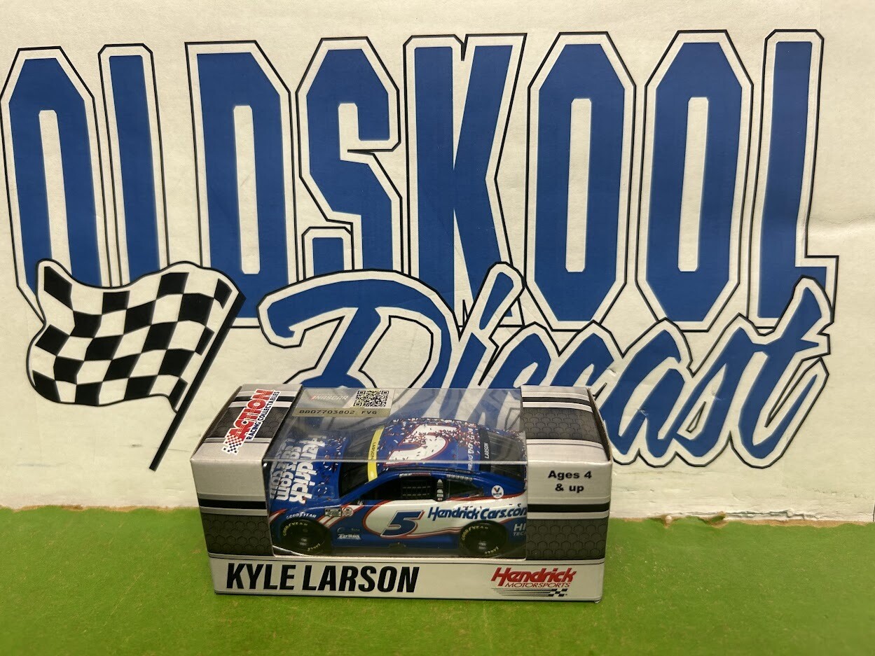 Kyle Larson #5 Hendrickscars.com Charlotte Roval Win 2021 1:64 scale