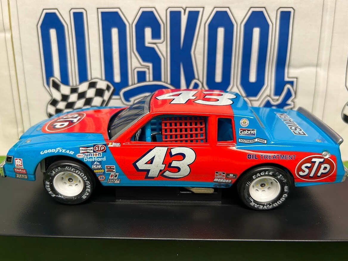 Richard Petty #43 1981 7th Daytona 500 Race Win Nascar 1:24 Scale