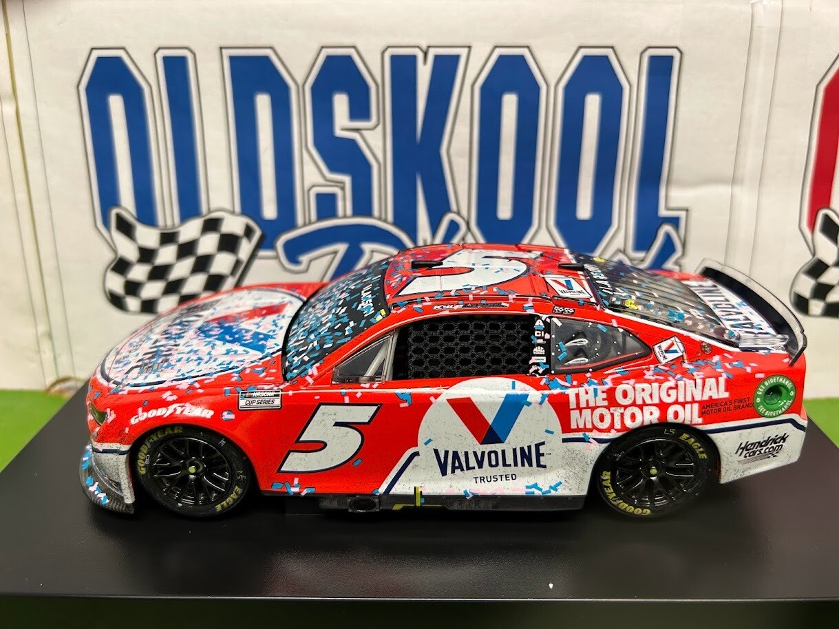 Kyle Larson #5 Valvoline Homestead 10/23 Race Win 2022 1:24