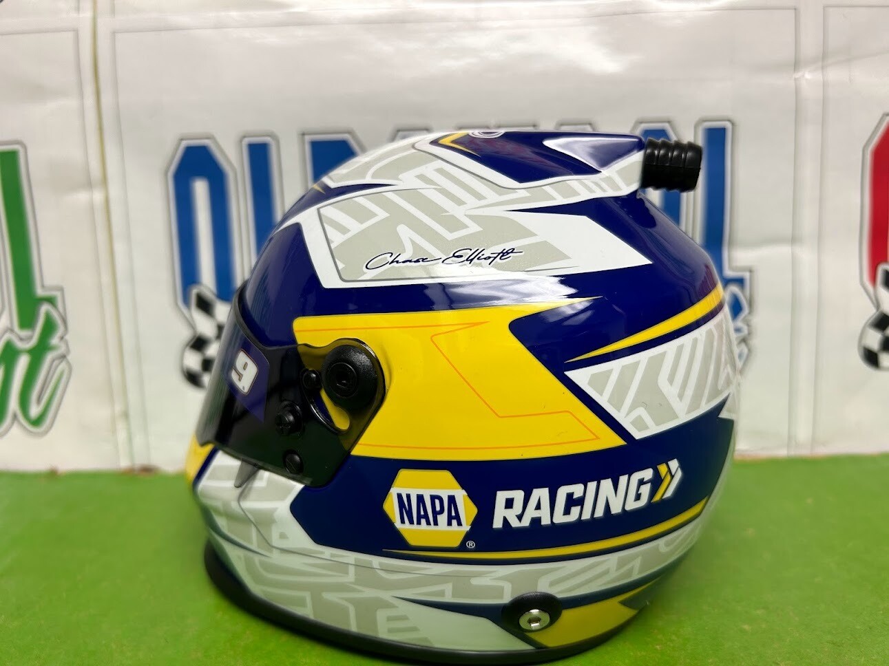 Chase Elliott #9 NAPA 2023 Mini Helmet