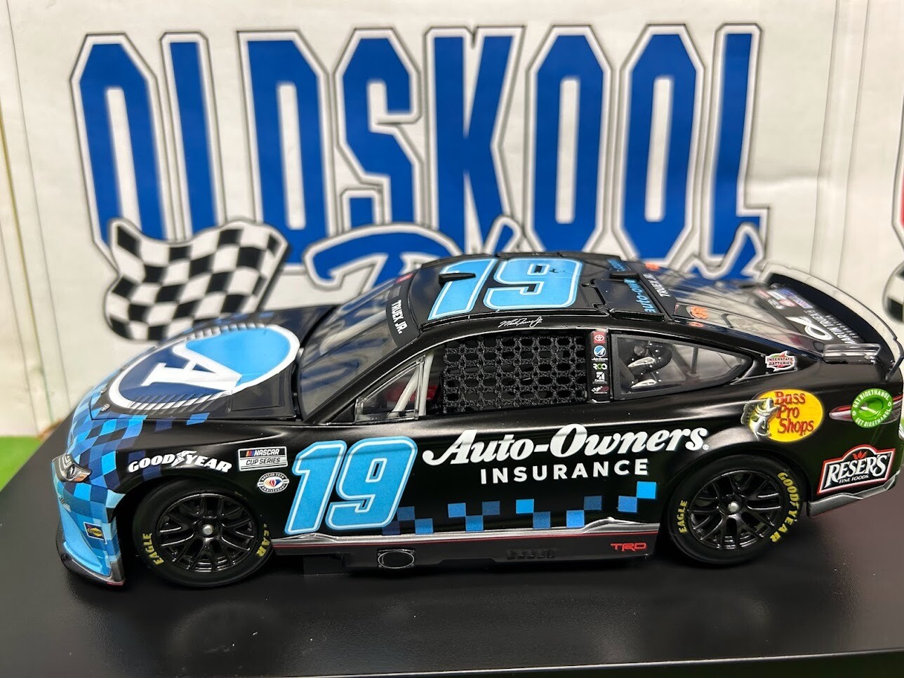 Martin Truex Jr #19 Auto Owners Insurance Darlington 1:24