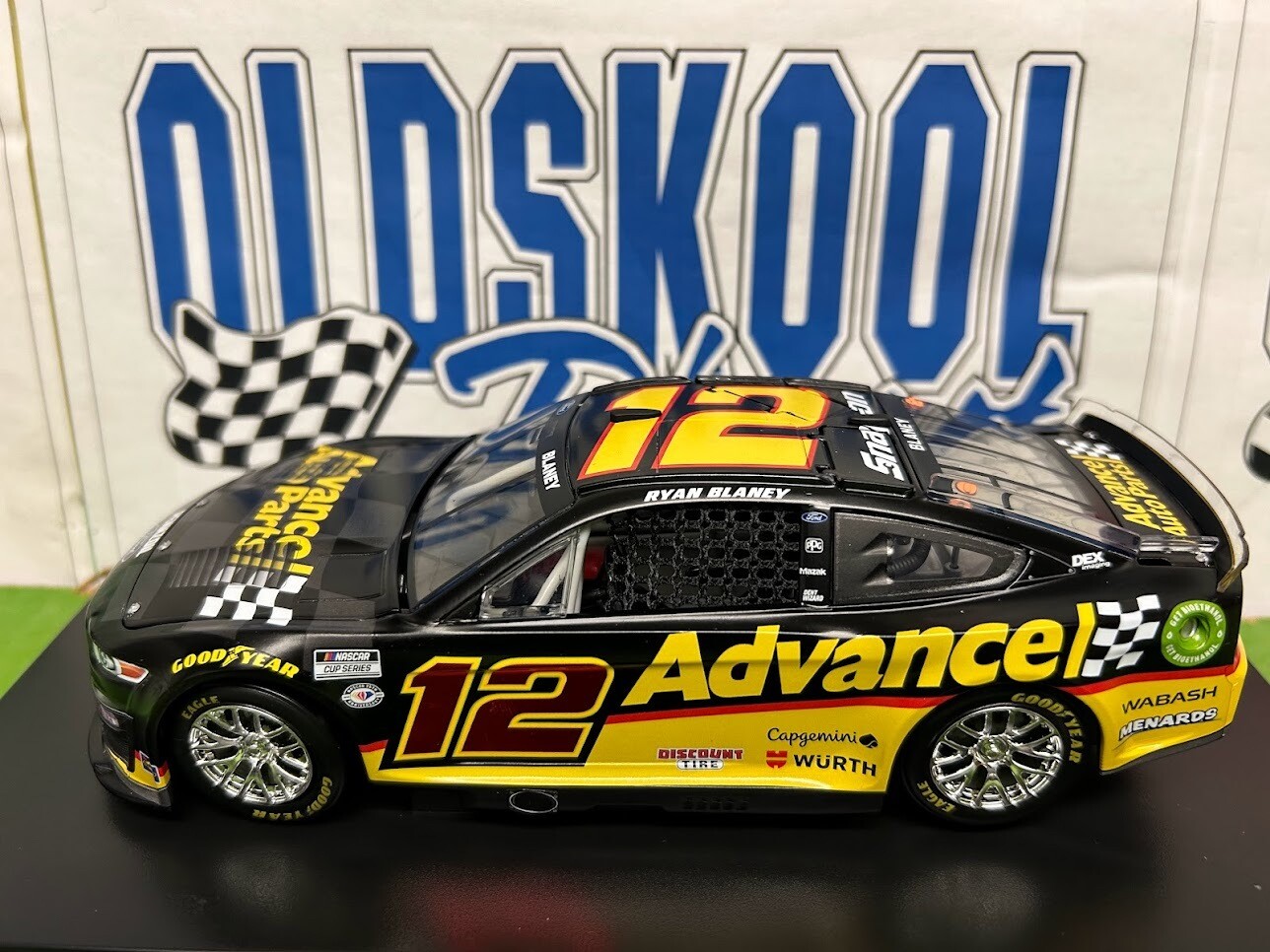 Ryan Blaney #12 Advance Auto Parts 2023 Nascar Cup 1:24