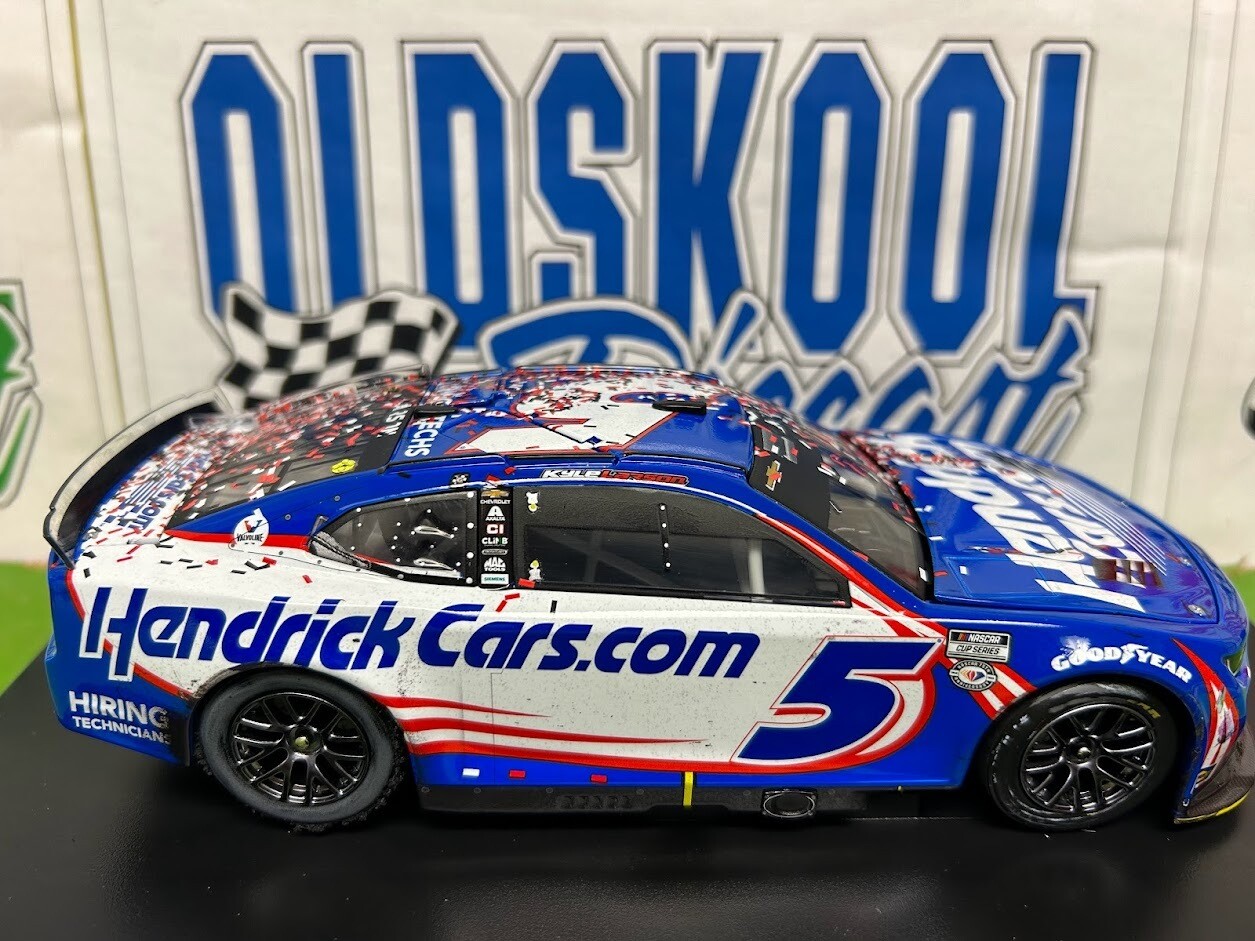 Kyle Larson #5 Hendrickcars.com Martinsville 4/16 Win 2023 Cup 1:24