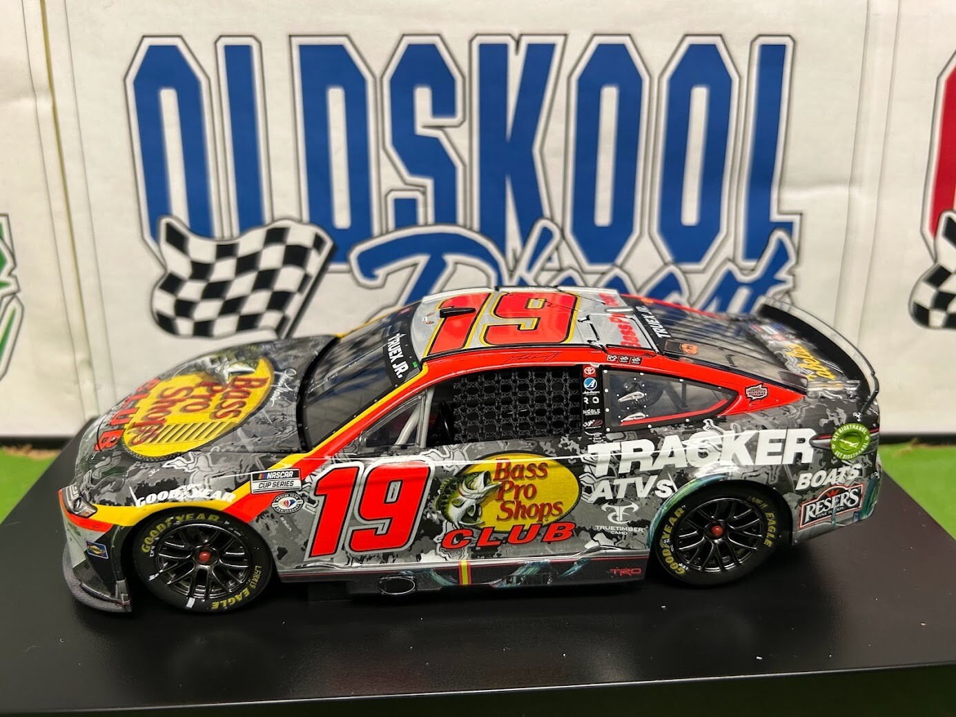 Martin Truex Jr #19 Bass Pro Shops Somona 6/11 Race Win 2023 Nascar Cup 1:24