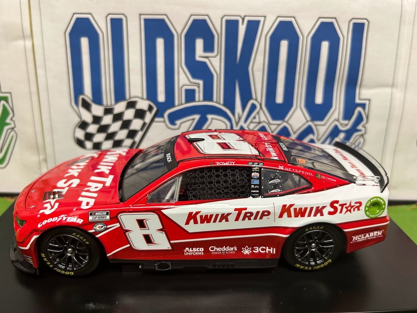 Kyle Busch #8 Kwik Trip / Kwik Star 2023 Nascar Cup 1:24