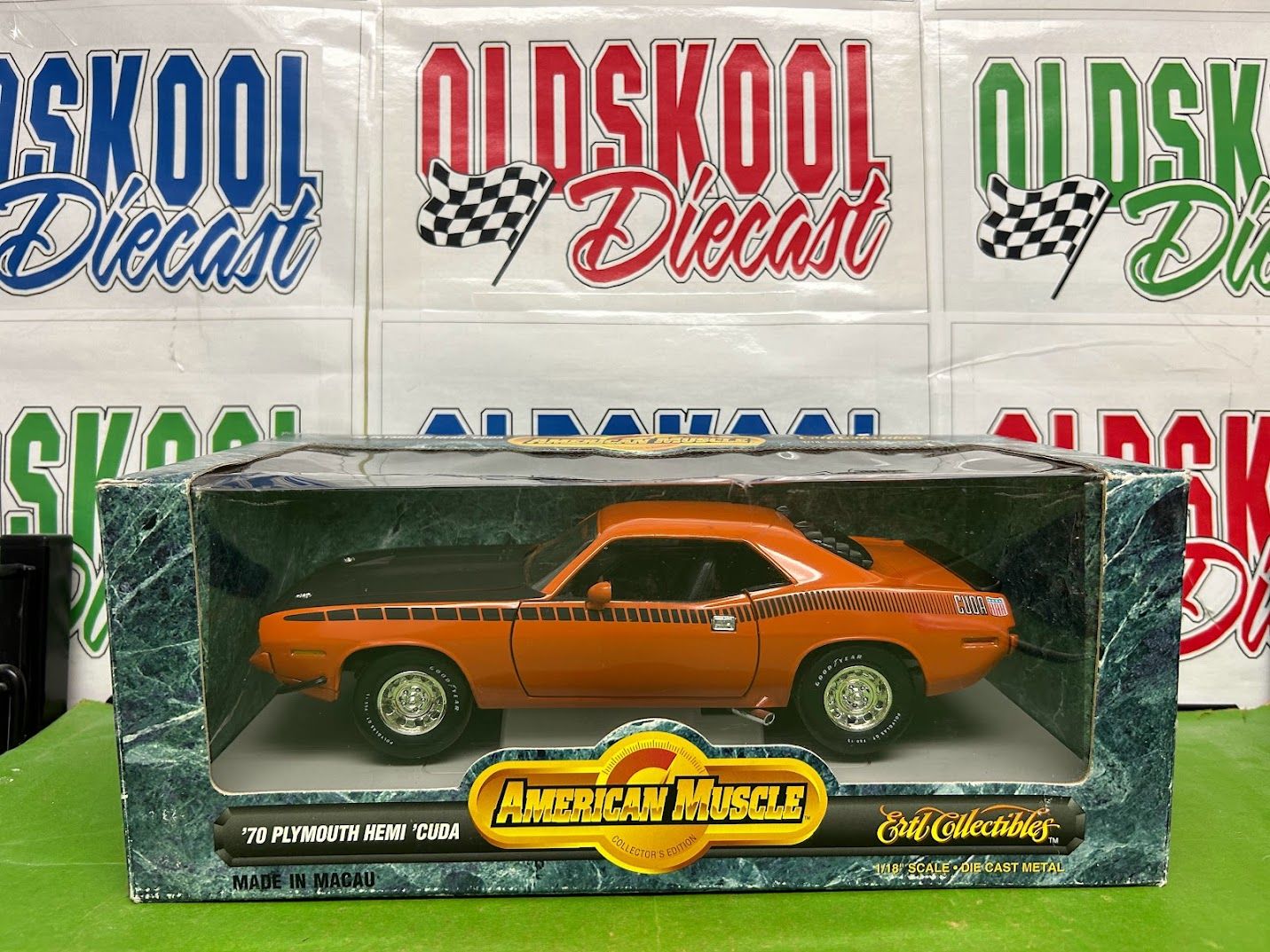 1970 Plymouth Hemi &#39;Cuda American Muscle 1:18