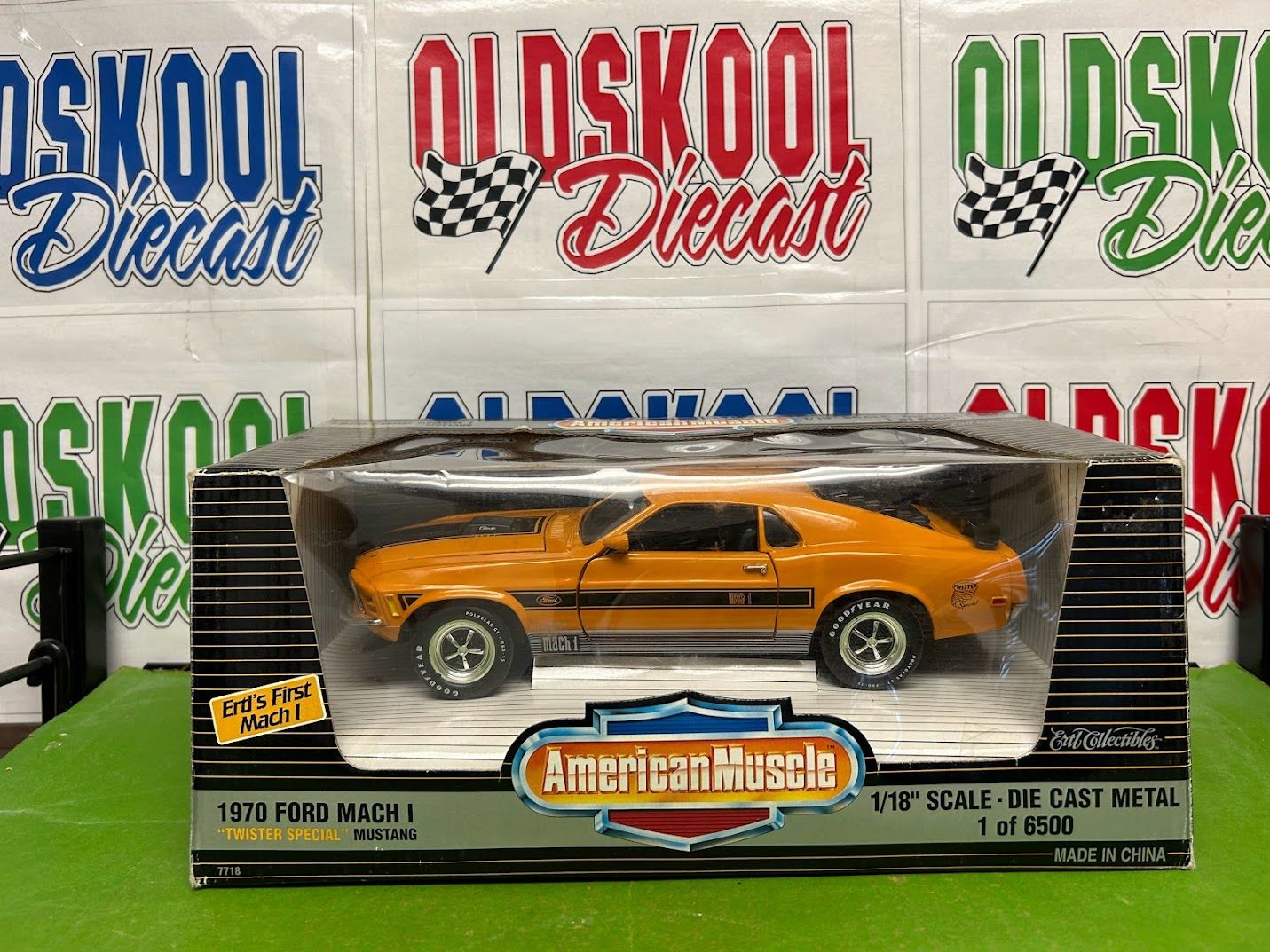 1970 Ford Mach 1 Mustang &quot;Twister Edition&quot; Grabber Orange American Muscle 1:18