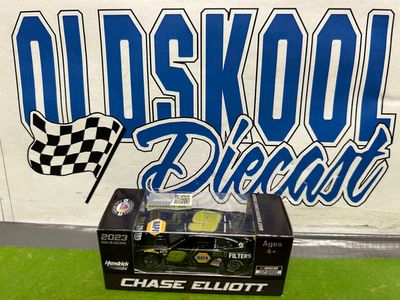 Chase Elliott #9 NAPA Gold Filters 2023 Cup 1:64