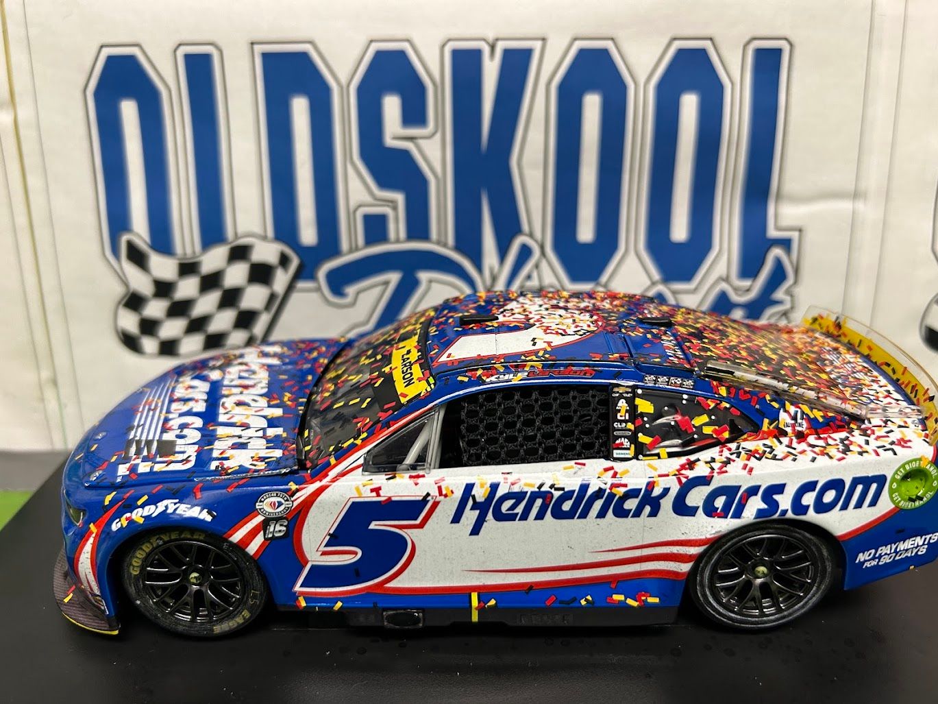 Kyle Larson #5 Hendrickcars.com Darlington 9/3 Race Win 2023 Cup 1:24
