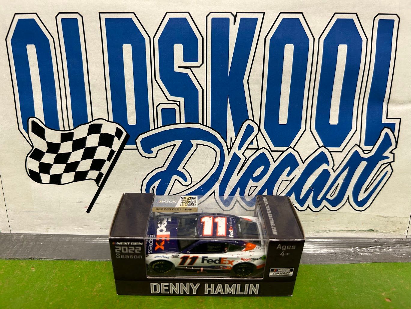 Denny Hamlin #11 Fedex Express Richmond Win 2022 Cup Series 1:64