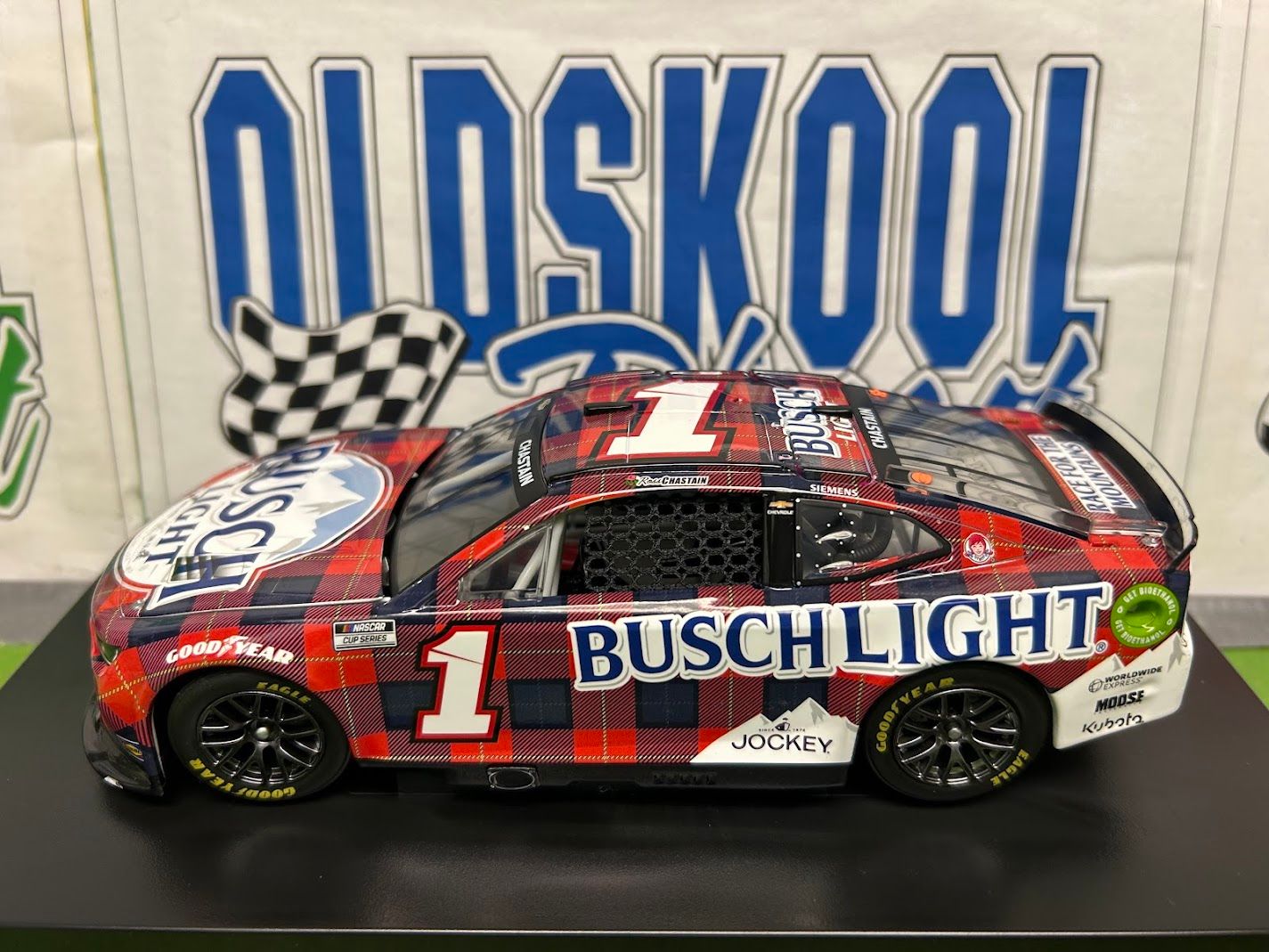 Ross Chastain #1 Busch Lite Flannel 2024 Nascar Cup 1:24