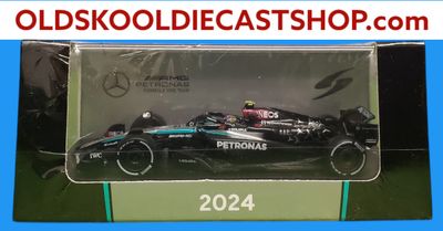 George Russell #63 Mercedes AMG PETRONAS W15 E Performance Formula One 2024 1:64