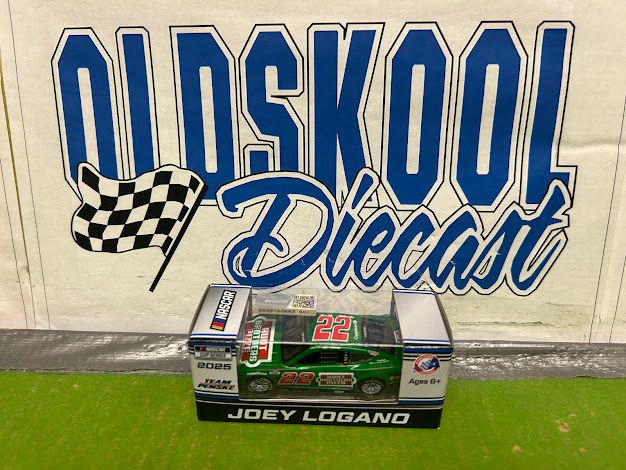 Joey Logano #22 Hunts Brother&#39;s Pizza 2025 Cup 1:64 scale