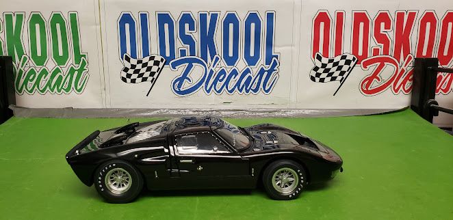 1976 EXOTO FORD GT40 MKIV RLG18053 1:18 SCALE RETIRED