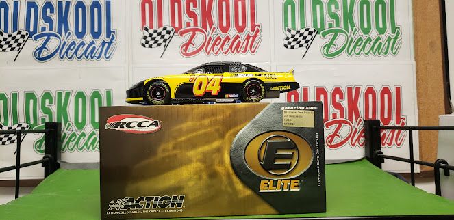 NEXTEL Inaugural Season program Car 2004 Monte Carlo ELITE 1:24 scale