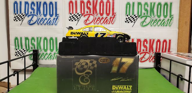 Matt Kenseth #17 DeWalt 2007 Fusion COT Owners Elite 1:24 scale