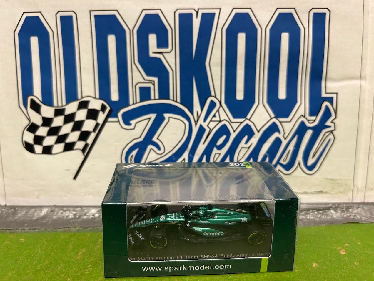 Lance Stroll#18 Aston Martin Aramco AMR24 Formula One 2024 1:64