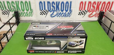 Kyle Larson #5 Hendrickcars.com H1100 Coke 600 2025 Nascar Cup 1:24 scale