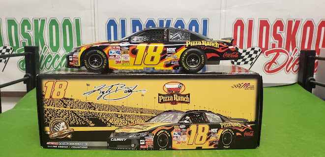 Kyle Busch #18 Pizza Ranch 2009 Stock Car 1:24 Scale