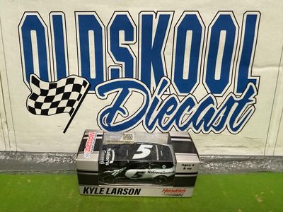Kyle Larson #5 National Guard 2021 1:64 scale