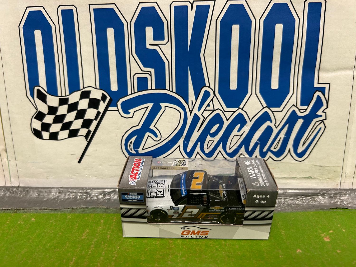 Sheldon Creed #2 Chevy Accessories Phoenix Win 2020 Camping World Truck Series 1:64 scale