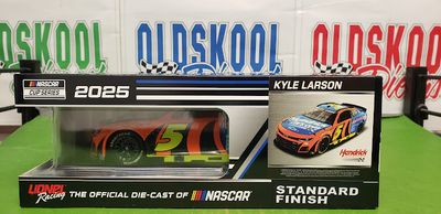 Kyle Larson #5 Hendrickcars.com Throwback 2025 Nascar Cup 1:24 scale