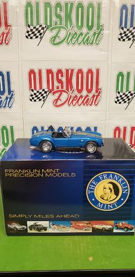 1966 Shelby Cobra 427 S/C Blue &amp; Gold Franklin Mint B11F070 1:24 scale