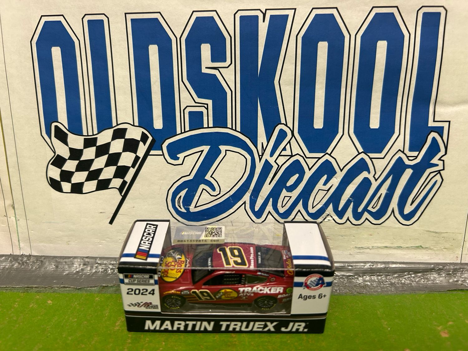 Martin Truex Jr #19 Bass pro Shops Memory Lane 2024 Nascar Cup Series 1:64 Scale