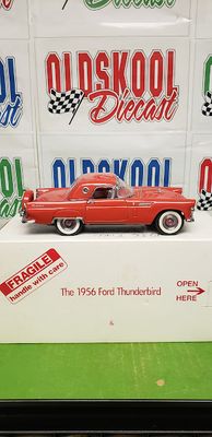 1956 Thunderbird Convertible W/ Hard top Danbury Mint Red Limited Edition 1:24 Scale