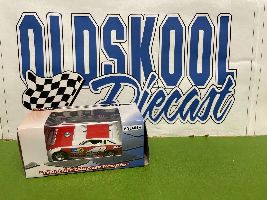 Jackie Boggs #4b 2022 Late Model Dirt DW622M385 1:64 scale