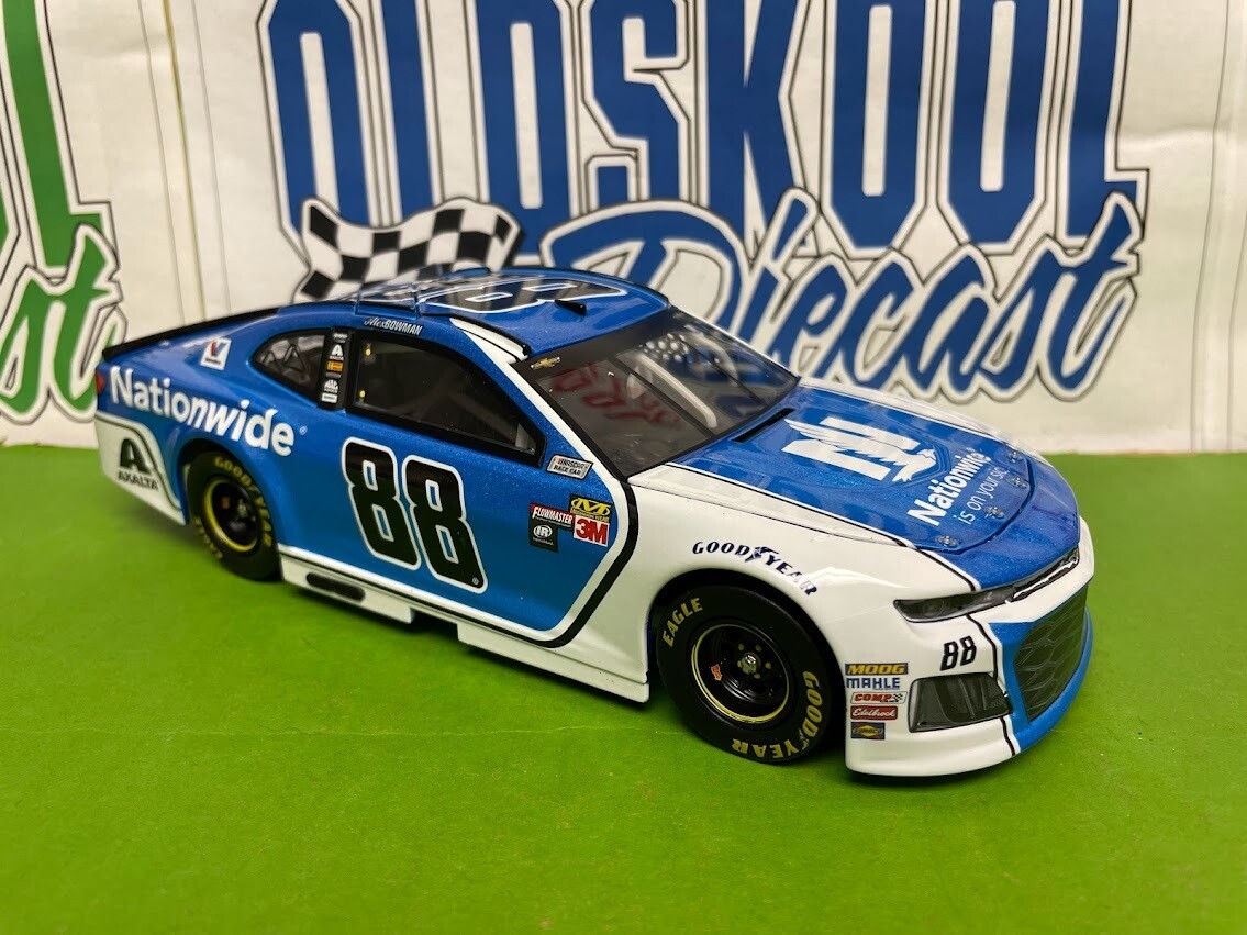 Alex Bowman #88 Nationwide Insurance 2018 Nascar Cup Series C881823NWAL 1:24 scale