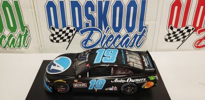 Martin Truex Jr. #19 Auto Owners Insurance Throwback Darlington Win 2021 Nascar Cup Series W192123A0DMTL 1:24 Scale