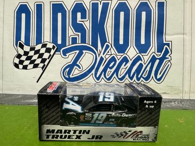 Martin Truex Jr. #19 Auto Owners 500th start 2019 Nascar Cup Series 1:64 scale