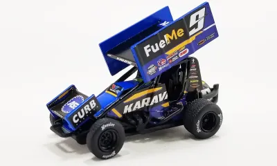 Kasey Kahne #9 Karavan / Fuel Me Winged Sprint Car 2022 A6422012 1:64 scale