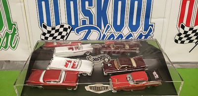 40th Anniversary of Signatures 57's Hot Wheels Legends A7770 SET OF 4 1:64 Scales WITH DISPLAY CASE