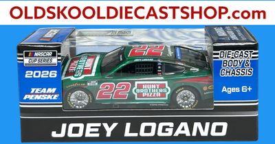 Joey Logano #22 Hunt Brothers Pizza 2026 NASCAR Cup Series C222661HBPJL 1:64 scale